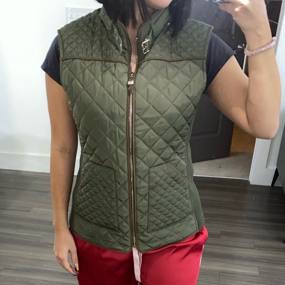Olive Vest - Picture 4 of 5